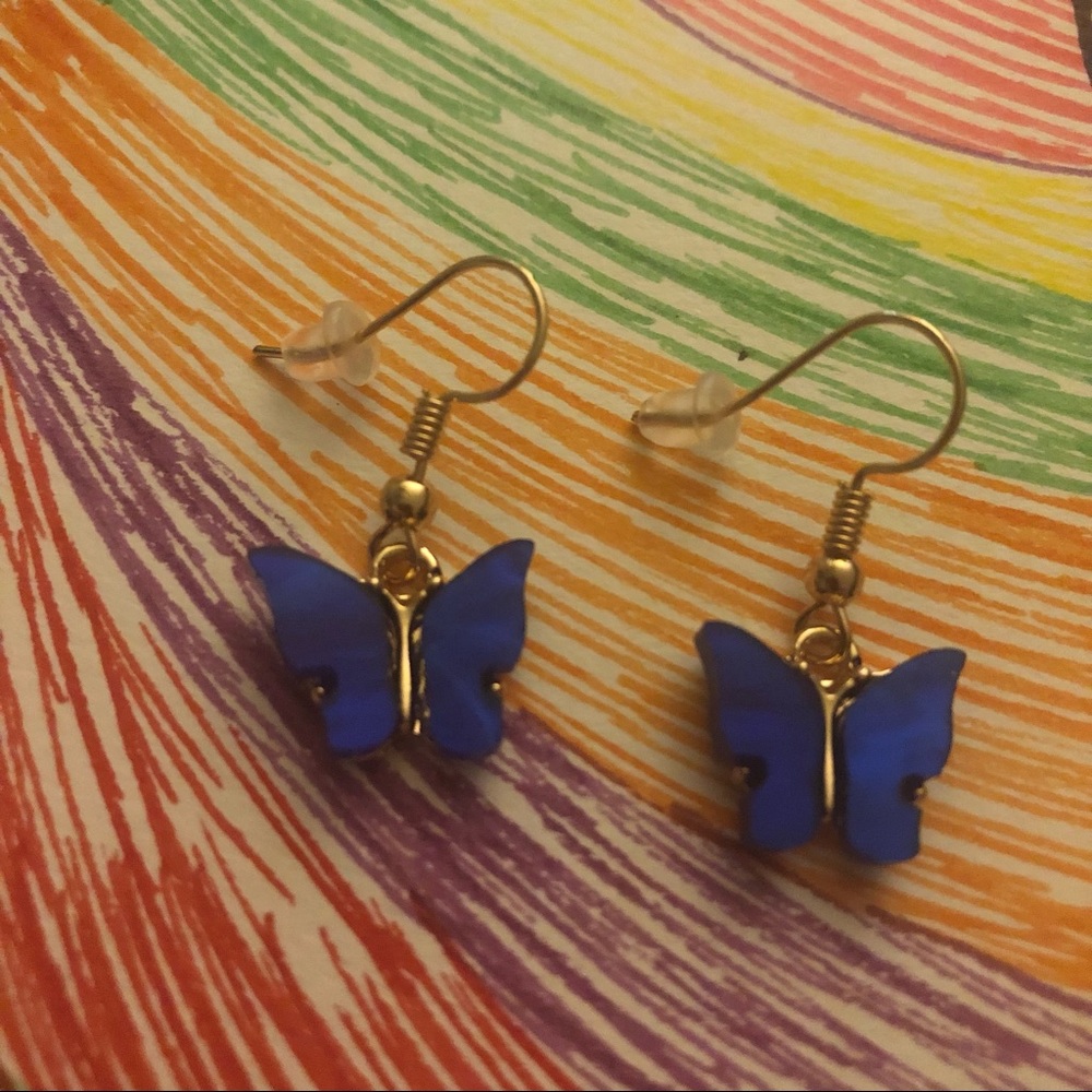 Homemade Beautiful Butterfly Dangle Earrings. - Picture 3 of 4